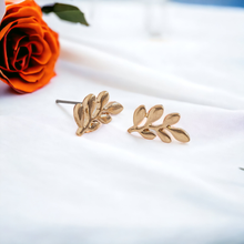 Load image into Gallery viewer, Leaf Stud Buds Earrings: Gold