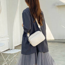 Load image into Gallery viewer, Solid Color Single Shoulder Zipper Bag: Beige