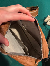 Load image into Gallery viewer, Solid Color Single Shoulder Zipper Bag: Brown