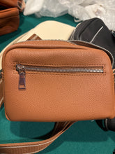 Load image into Gallery viewer, Solid Color Single Shoulder Zipper Bag: Brown