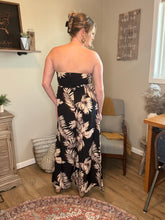 Load image into Gallery viewer, Printed Strapless Jumpsuit