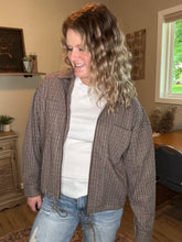 Load image into Gallery viewer, Plaid Print Jacket