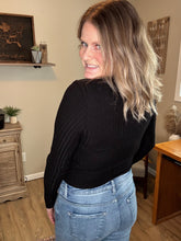 Load image into Gallery viewer, Brushed Ribbed Button-Front Top