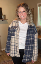 Load image into Gallery viewer, Plaid Button Down Top