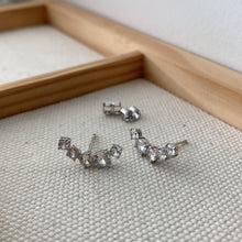 Load image into Gallery viewer, Cubic Scoop Earrings -Silver