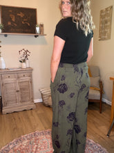 Load image into Gallery viewer, Tie Waist Wide Leg Pants