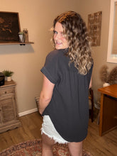 Load image into Gallery viewer, Essential Button Up Cotton Shirt