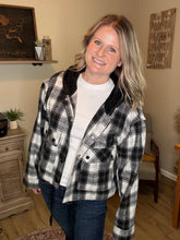 Load image into Gallery viewer, Hooded Plaid Crop Jacket