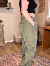 Load image into Gallery viewer, Windbreaker Cargo Pants