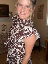 Load image into Gallery viewer, Floral Lace Up Dress