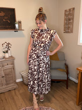 Load image into Gallery viewer, Floral Lace Up Dress