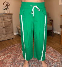 Load image into Gallery viewer, Striped Smocked Waist Drawstring Cropped Pants