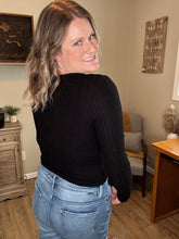 Load image into Gallery viewer, Brushed Ribbed Button-Front Top