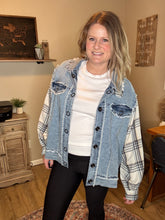 Load image into Gallery viewer, Vintage Plaid Sleeve Denim Jacket