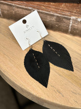 Load image into Gallery viewer, Leather leaf earrings