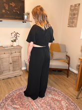 Load image into Gallery viewer, Twisted Top &amp; Wide Leg Pants Set