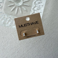 Load image into Gallery viewer, Baguette Cubic Solo Earrings: Gold