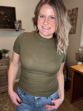 Load image into Gallery viewer, Mock Neck Ribbed Top