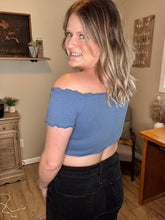 Load image into Gallery viewer, Off Shoulder Ruched Top