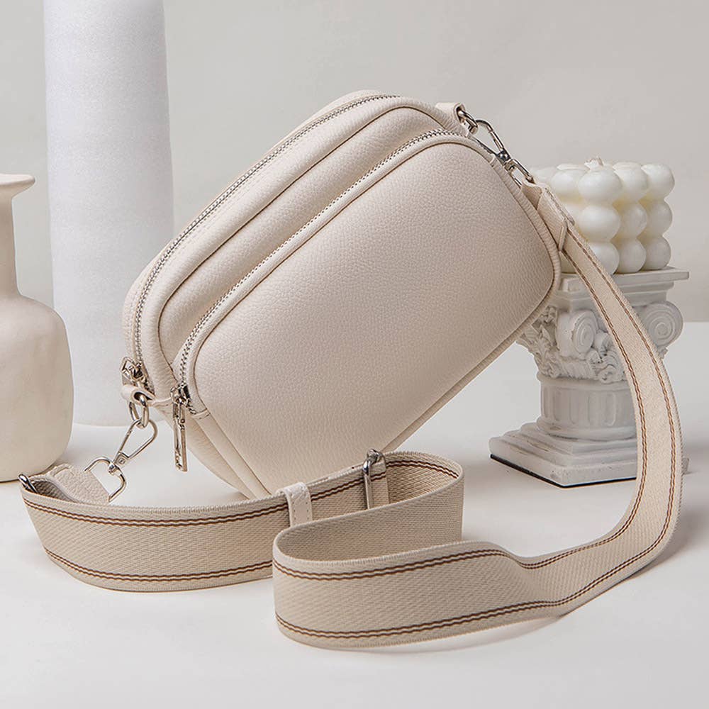 Solid Color Single Shoulder Zipper Bag: Beige
