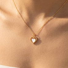 Load image into Gallery viewer, Layered Heart Pendant Necklace