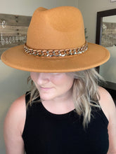 Load image into Gallery viewer, Wool Felt Wide Brim Hat